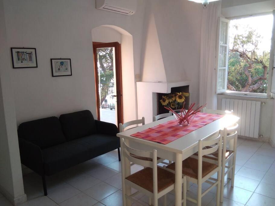 La Casa Dei Nonni - Services Included - Servizi Inclusi Capoliveri  Extérieur photo